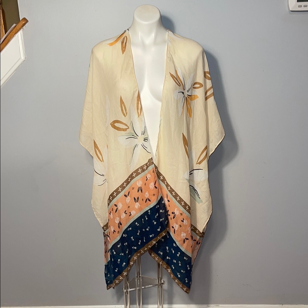 Save The Ocean ladies NWT Kimono Swim Cover-Up.  One size. Ivory. Damaged-READ